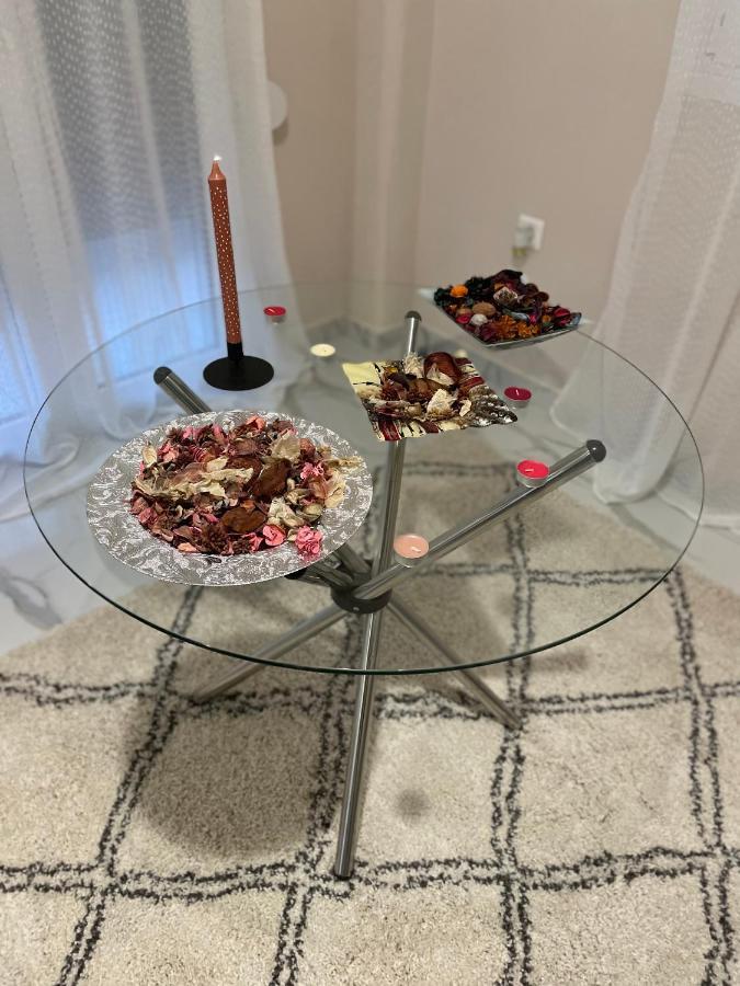 Home Nadia Corinth エクステリア 写真